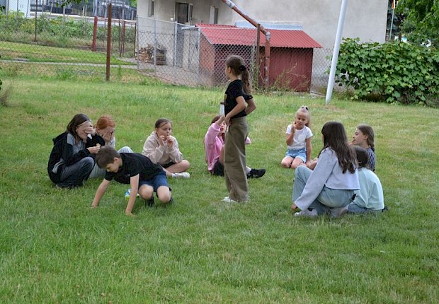 Rozpoczęcie wakacji dla ministrant&oacute;w i scholi