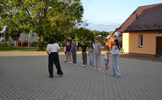 Rozpoczęcie wakacji dla ministrant&oacute;w i scholi