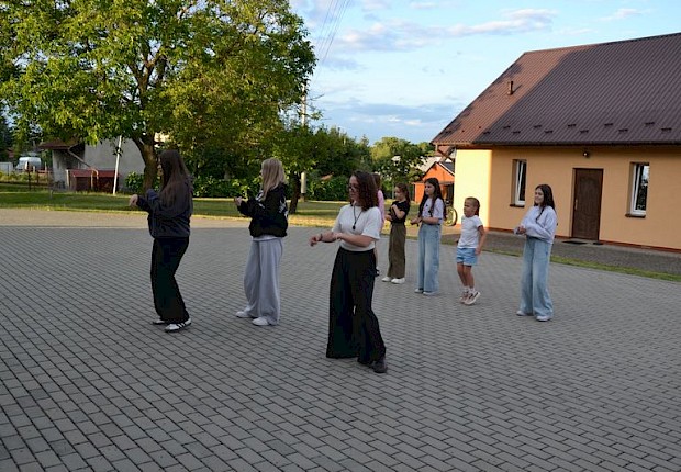 Rozpoczęcie wakacji dla ministrant&oacute;w i scholi