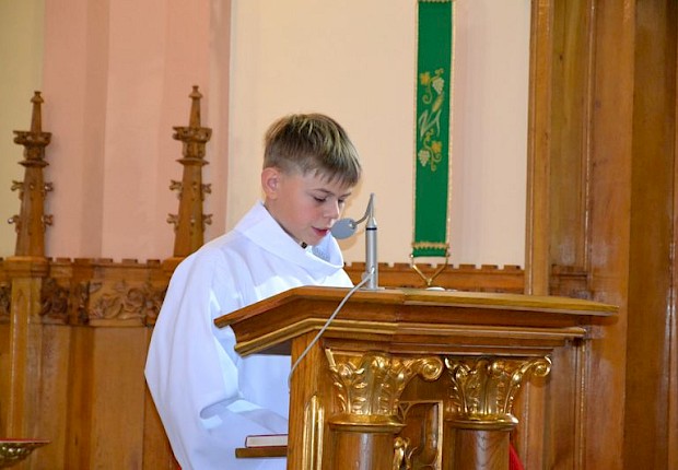Przyjęcie do posługi ministranta