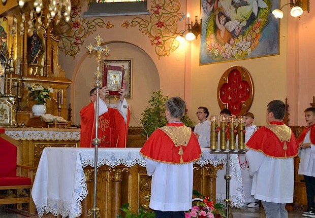 Przyjęcie do posługi ministranta