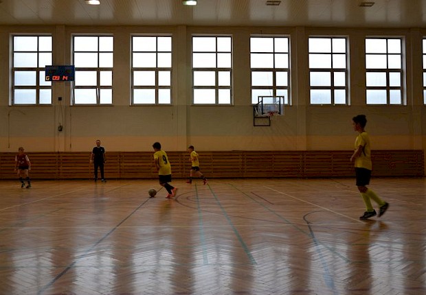 Dekanalny turniej w piłce halowej ministrant&oacute;w