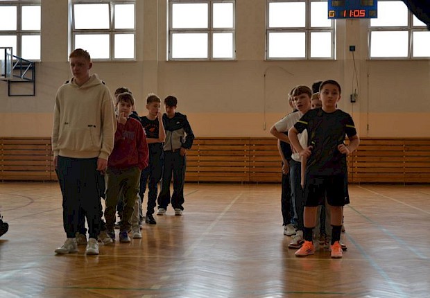 Dekanalny turniej w piłce halowej ministrant&oacute;w