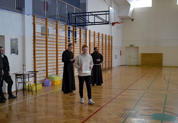 Dekanalny turniej w piłce halowej ministrant&oacute;w