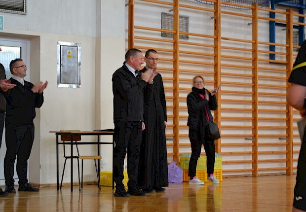 Dekanalny turniej w piłce halowej ministrant&oacute;w