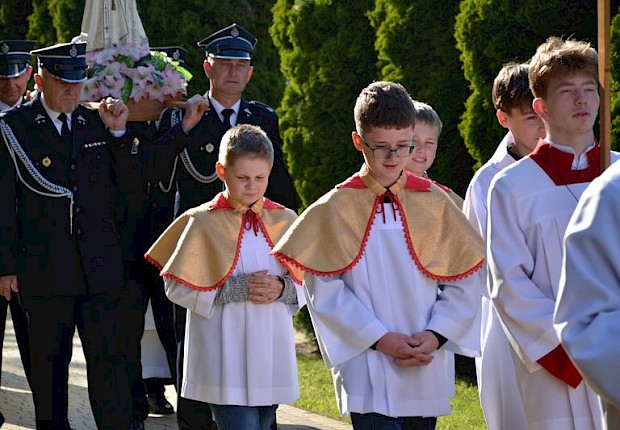 Odpust ku czci Matki Bożej Fatimskiej i Jubileusz 25-lecia poświęcenia kościoła