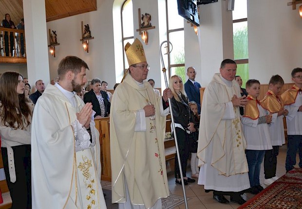 Odpust ku czci Matki Bożej Fatimskiej i Jubileusz 25-lecia poświęcenia kościoła