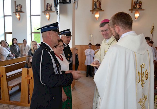 Odpust ku czci Matki Bożej Fatimskiej i Jubileusz 25-lecia poświęcenia kościoła