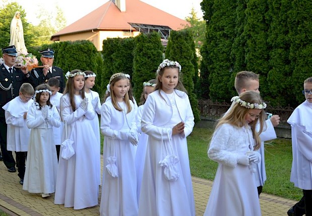 Odpust ku czci Matki Bożej Fatimskiej i Jubileusz 25-lecia poświęcenia kościoła