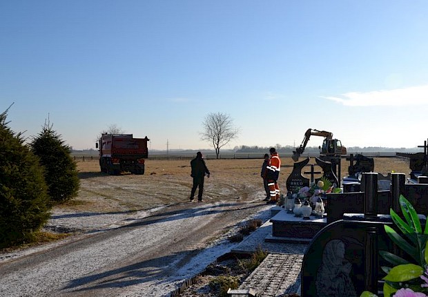 Zakończenie 1 etapu prac na cmentarzu parafialnym