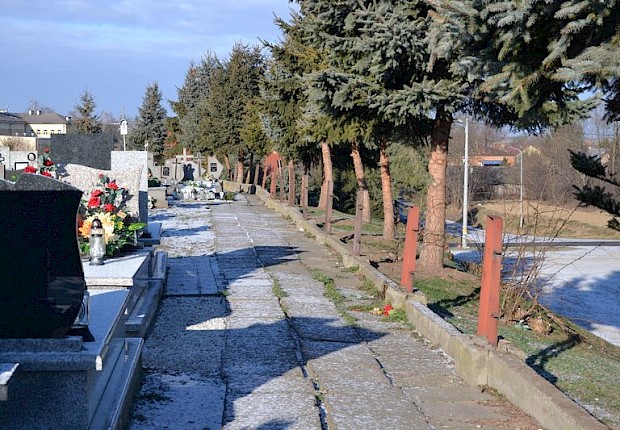 Zakończenie 1 etapu prac na cmentarzu parafialnym