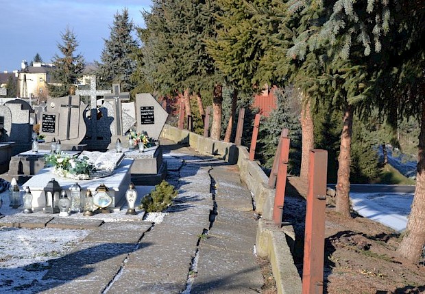 Zakończenie 1 etapu prac na cmentarzu parafialnym
