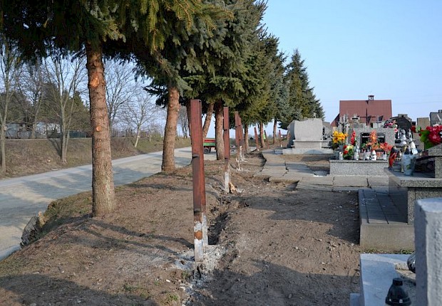 Zakończenie 1 etapu prac na cmentarzu parafialnym