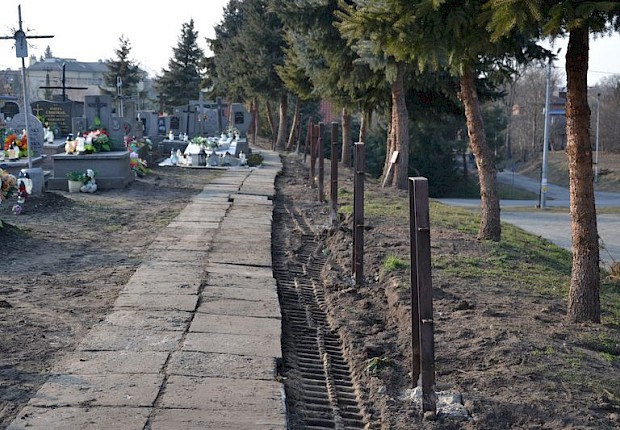 Zakończenie 1 etapu prac na cmentarzu parafialnym