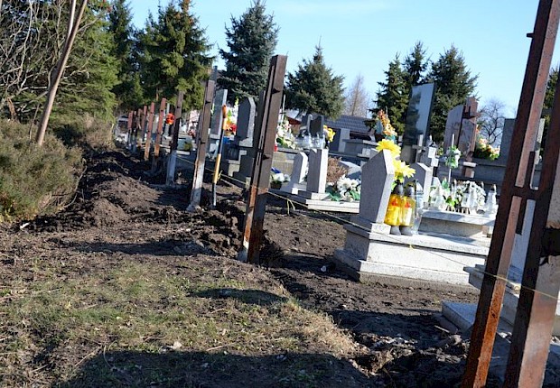 Zakończenie 1 etapu prac na cmentarzu parafialnym