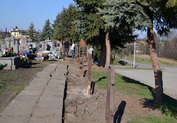 Zakończenie 1 etapu prac na cmentarzu parafialnym