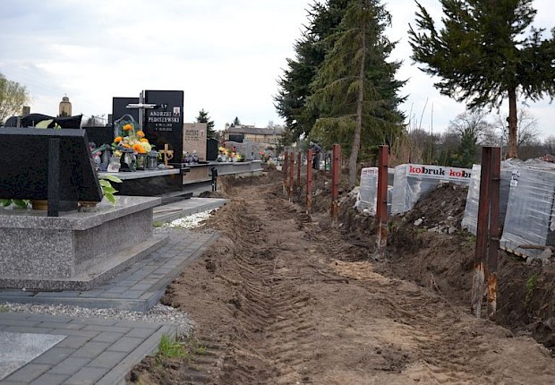 Zakończenie 1 etapu prac na cmentarzu parafialnym