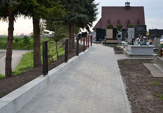 Zakończenie 1 etapu prac na cmentarzu parafialnym