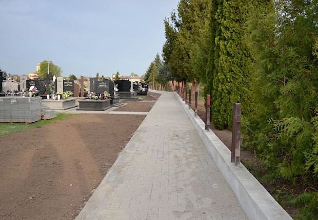 Zakończenie 1 etapu prac na cmentarzu parafialnym