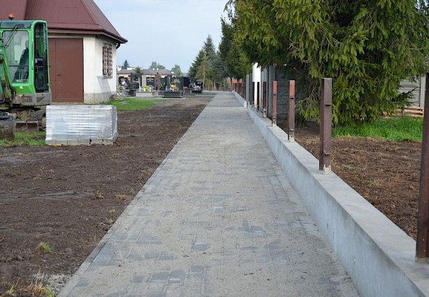 Zakończenie 1 etapu prac na cmentarzu parafialnym