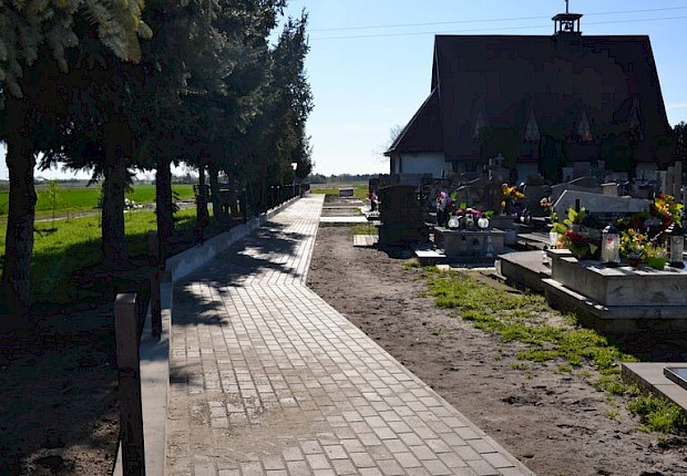 Zakończenie 1 etapu prac na cmentarzu parafialnym