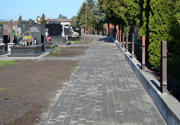 Zakończenie 1 etapu prac na cmentarzu parafialnym