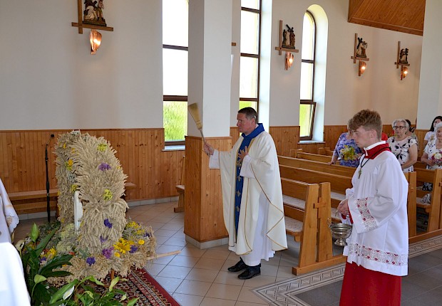 Parafialne dziękczynienie za plony