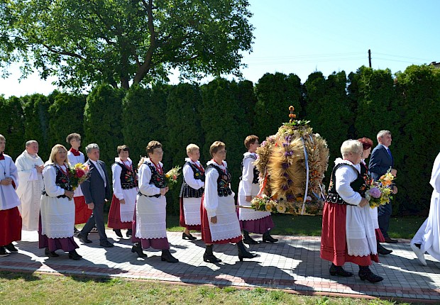 Parafialne dziękczynienie za plony