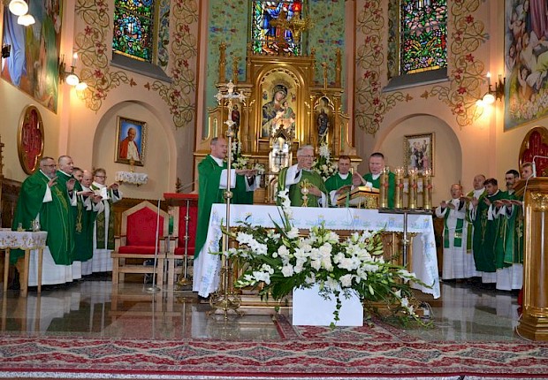 Msza Święta za zmarłych kapłan&oacute;w z rocznika święceń 1995