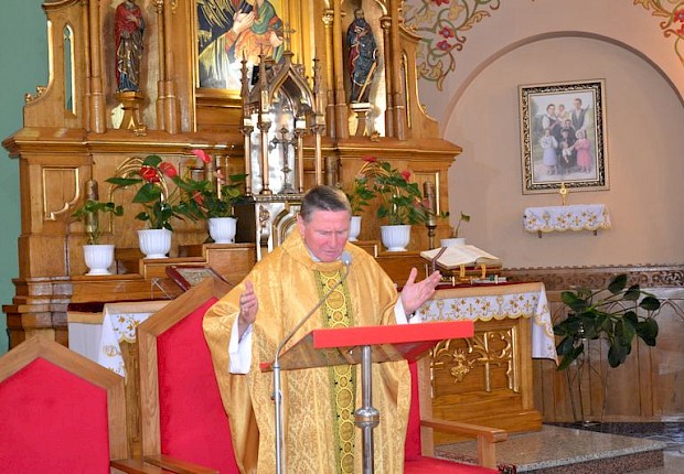 Przyjęcie do posługi ministranta