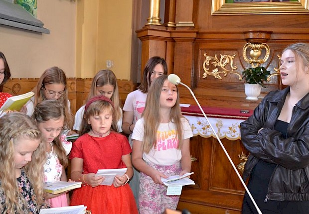 Przyjęcie do posługi ministranta