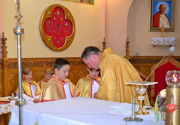 Przyjęcie do posługi ministranta
