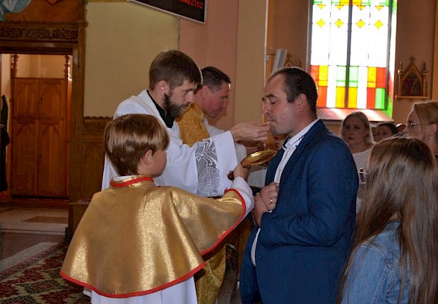 Przyjęcie do posługi ministranta