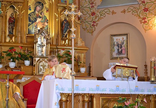 Przyjęcie do posługi ministranta