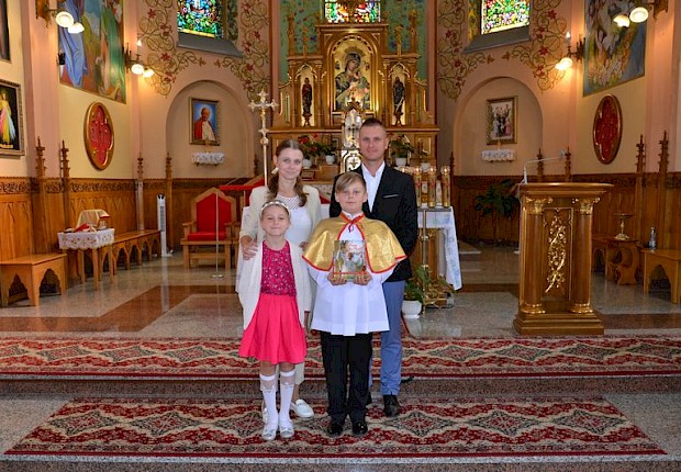 Przyjęcie do posługi ministranta