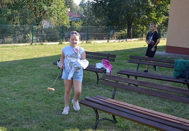Święto pieczonego ziemniaka liturgicznej służby ołtarza