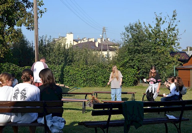 Święto pieczonego ziemniaka liturgicznej służby ołtarza