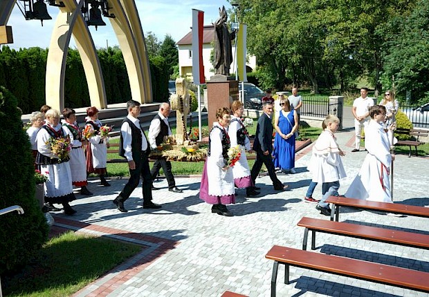 Parafialne dziękczynienie za plony