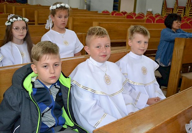 Pielgrzymka dzieci komunijnych