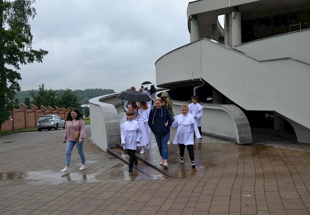 Pielgrzymka dzieci komunijnych