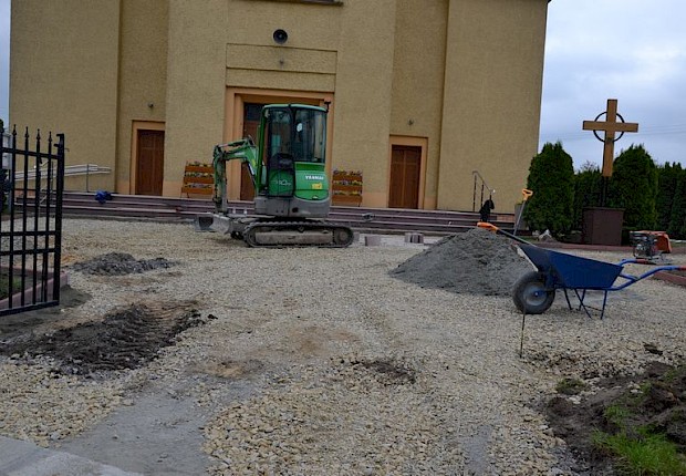 Prace przy kościele parafialnym - 2 etap