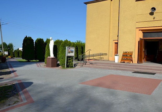 Prace przy kościele parafialnym - 2 etap