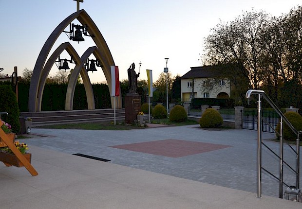 Prace przy kościele parafialnym - 2 etap