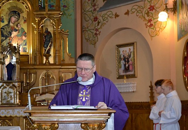 Parafialna droga krzyżowa