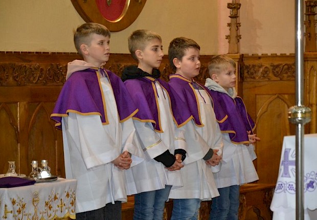 Parafialna droga krzyżowa
