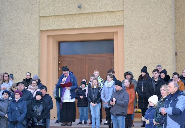 Parafialna droga krzyżowa