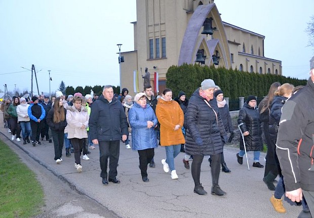 Parafialna droga krzyżowa
