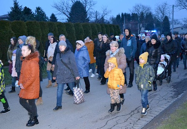 Parafialna droga krzyżowa