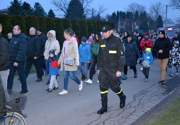Parafialna droga krzyżowa