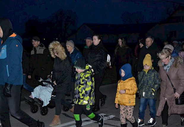 Parafialna droga krzyżowa